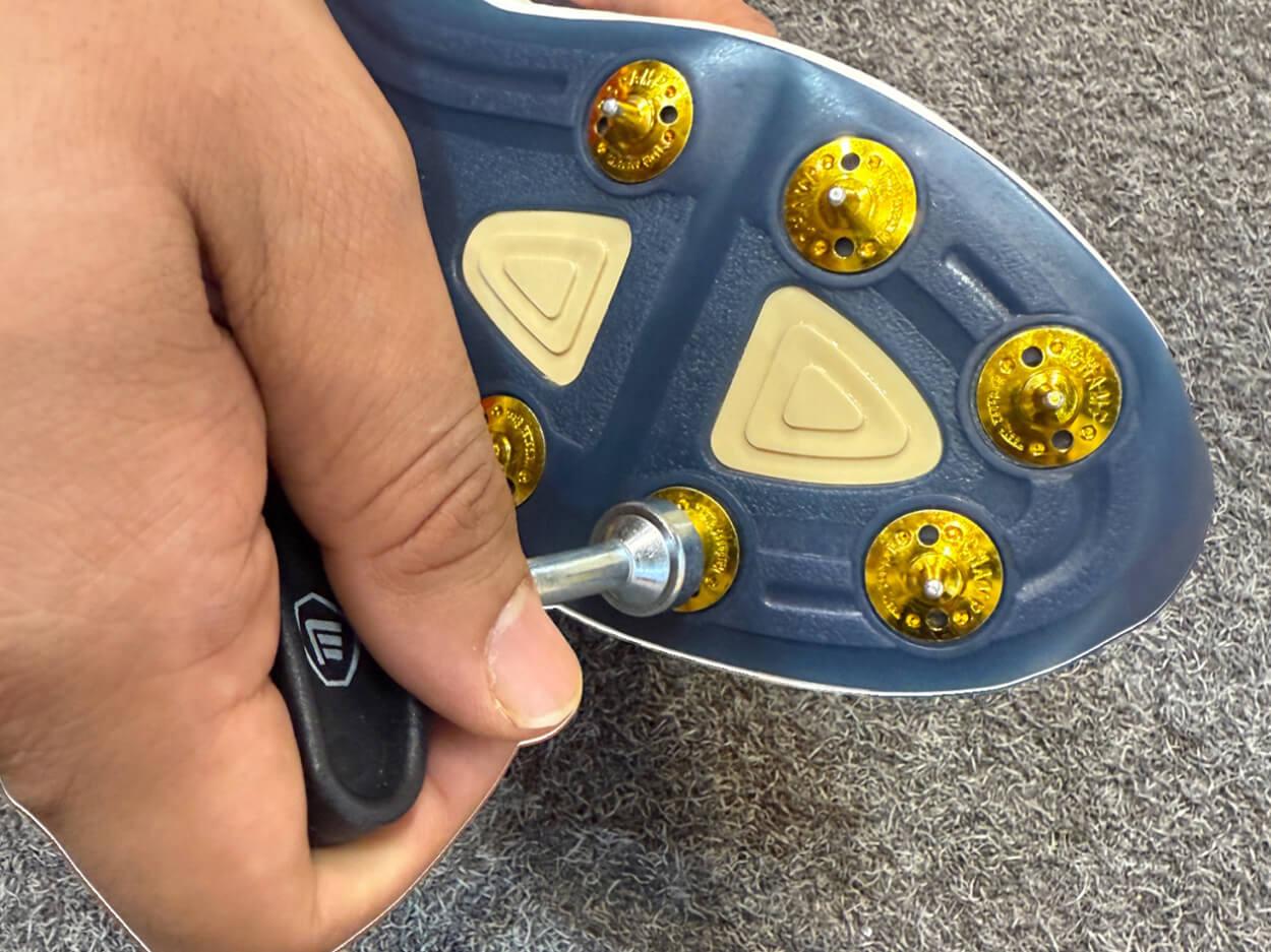 Not Tightening Spikes Before a Match
