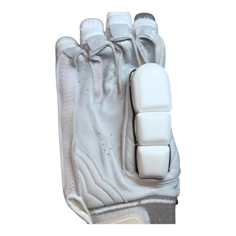 VKS Players Edition Batting Gloves - main image
