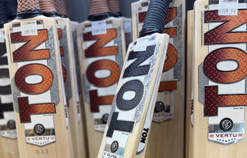 Spotting Fake Cricket Bats: A Buyer's Guide