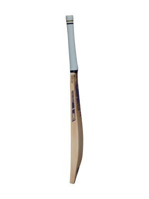 GM Brava 606 Cricket Bat - thumbnail image 3