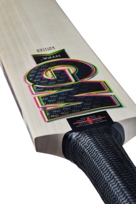 GM Hypa 808 Cricket Bat - Junior - thumbnail image 1