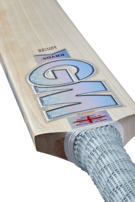 GM Kryos DXM 808 Cricket Bat